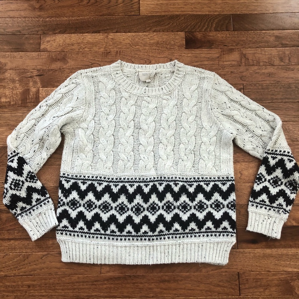 Moon River Gray and Navy Sweater